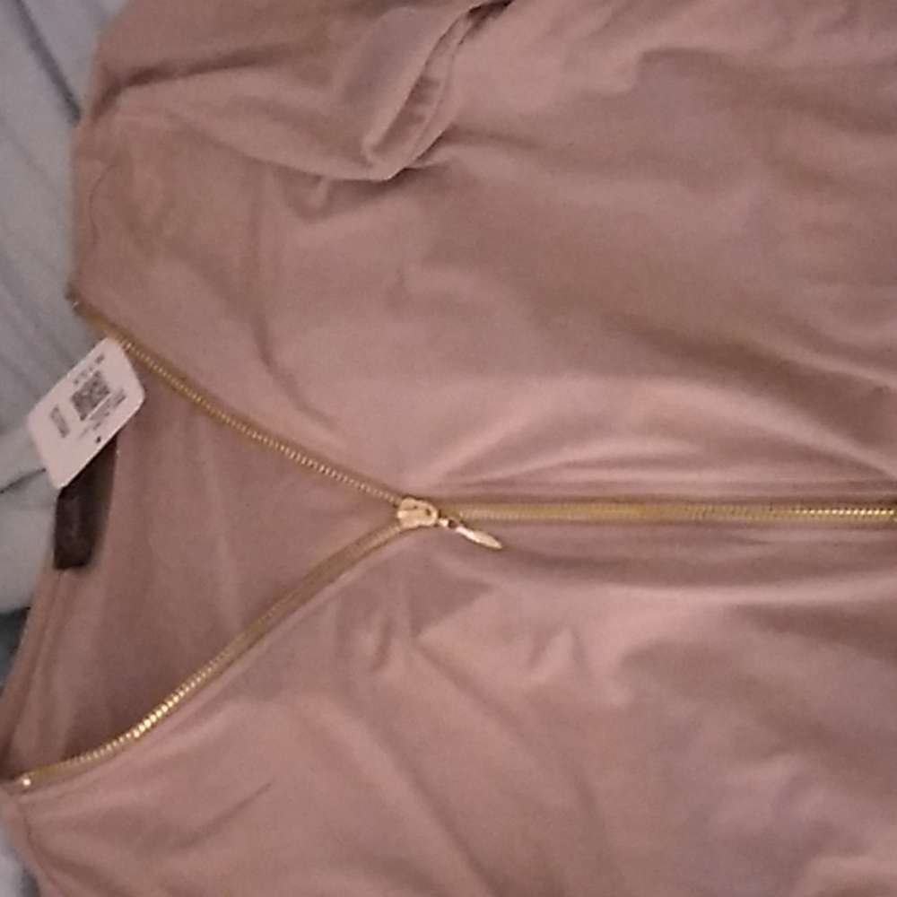 Woman's top